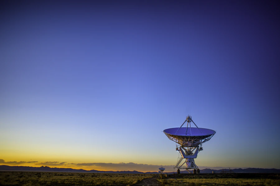 Starlink for a Dubai office: when it is a real second line and when it is not